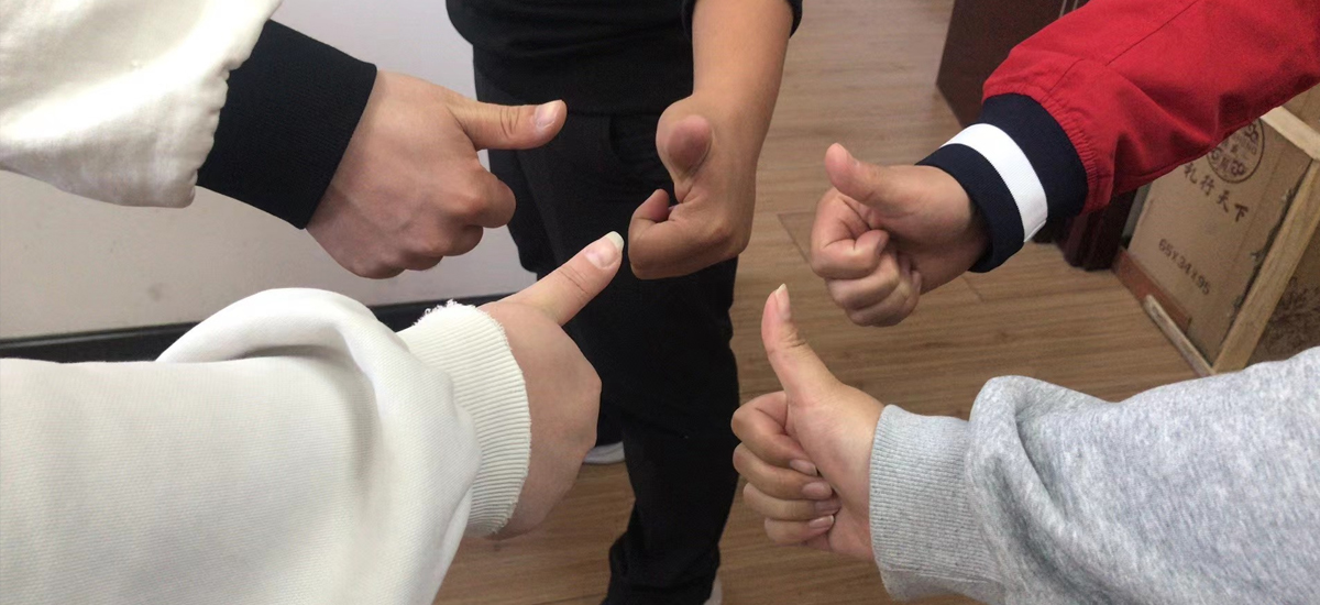 管家式服務(wù)，定期回訪(fǎng)